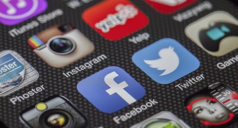 Sosyal Platformlar ve Pornografi Cinsellik Öğretir mi? Okulun Yeri Nedir?
